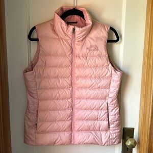 North Face Vest 550 size M EUC PINK